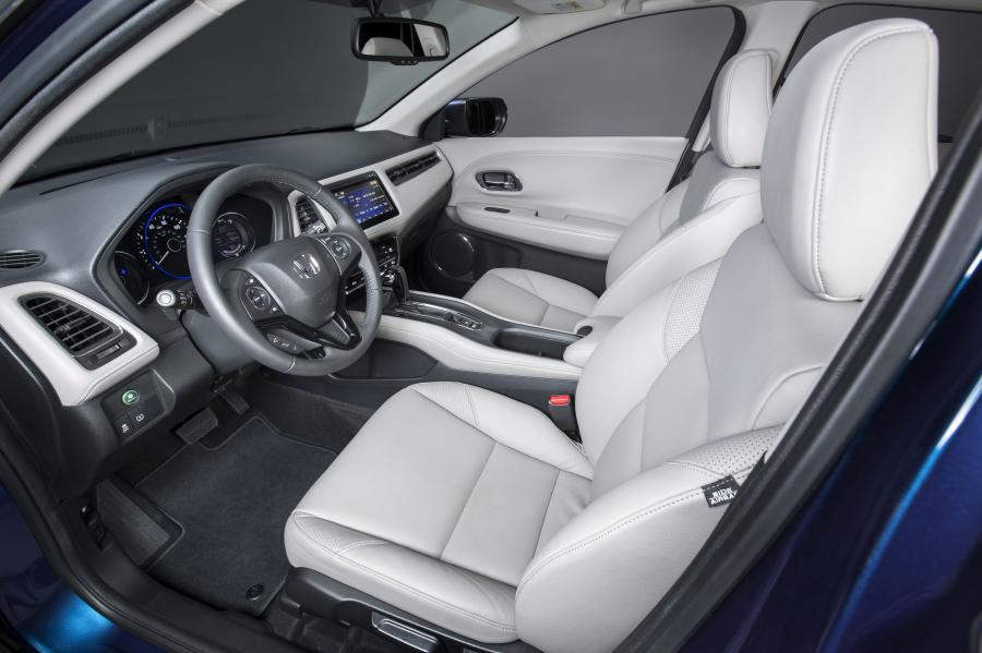 Интерьер Honda HR-V 2015 года  (US) (фото 20 из 104)